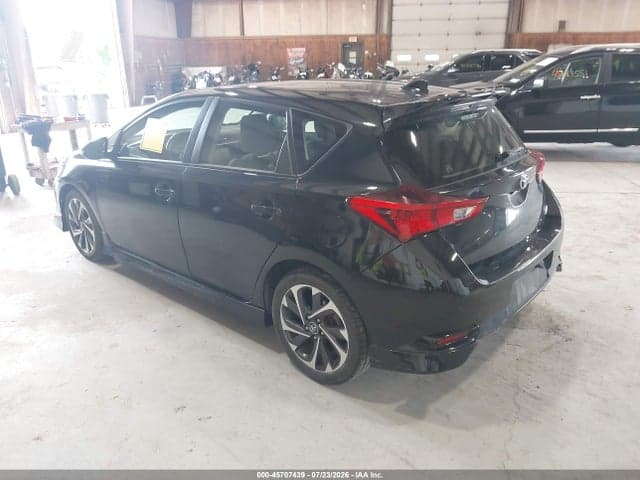 2018 TOYOTA COROLLA IM 3