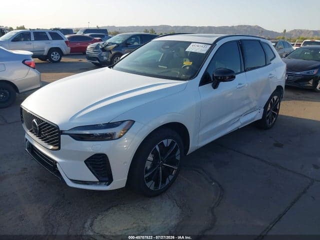 2026 VOLVO XC60 B5 PLUS 2