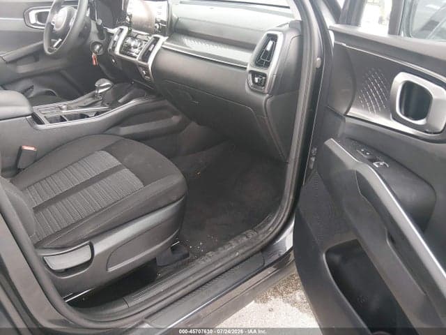 2023 KIA SORENTO LX 5