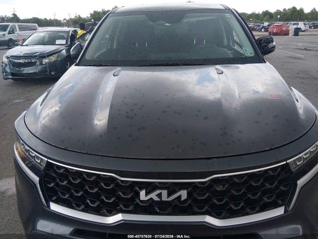 2023 KIA SORENTO LX 10