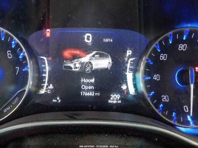 2017 CHRYSLER PACIFICA LIMITED 7