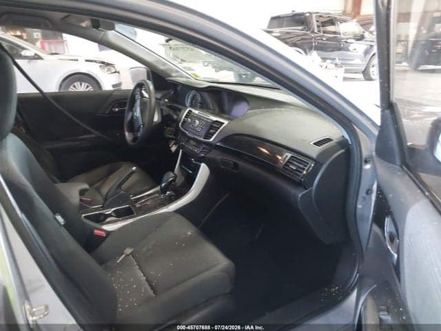 2017 HONDA ACCORD LX 5