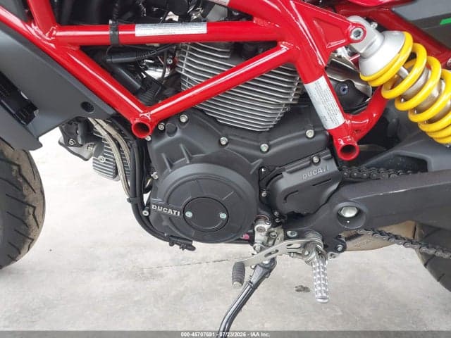 2020 DUCATI MONSTER 797+ 9