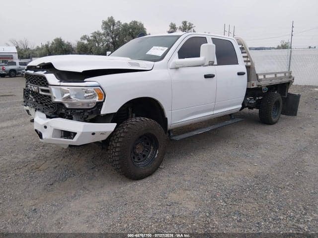 2022 RAM 3500 TRADESMAN 4X4 8' BOX 2