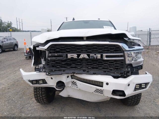 2022 RAM 3500 TRADESMAN 4X4 8' BOX 6