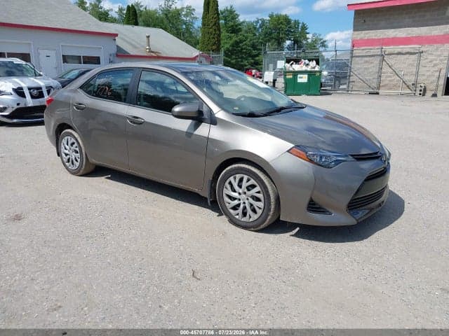 2017 TOYOTA COROLLA LE - 1