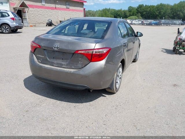 2017 TOYOTA COROLLA LE 4