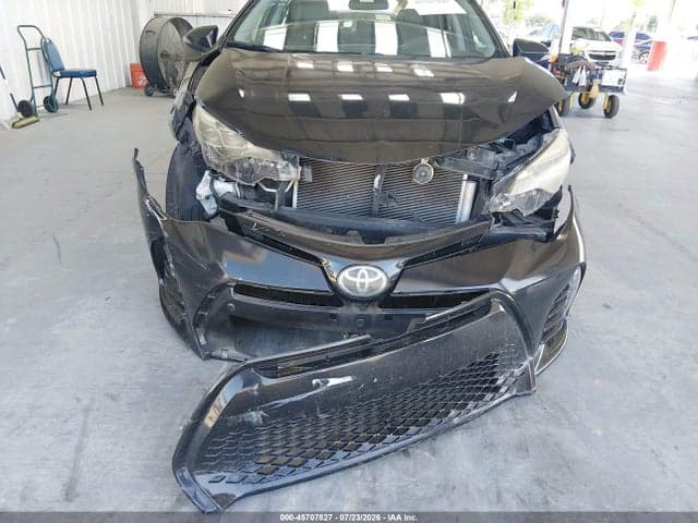 2017 TOYOTA COROLLA SE 12