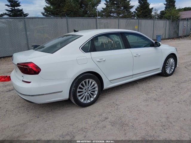 2017 VOLKSWAGEN PASSAT 1.8T SE 4
