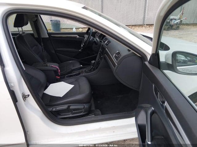2017 VOLKSWAGEN PASSAT 1.8T SE 5