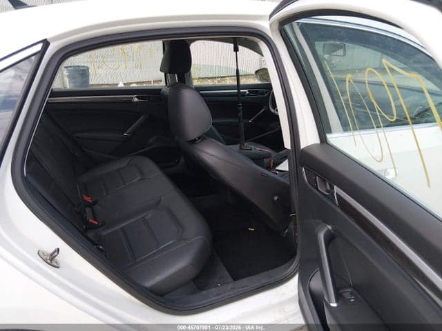 2017 VOLKSWAGEN PASSAT 1.8T SE 8