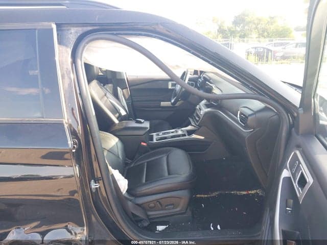 2022 FORD EXPLORER XLT 5