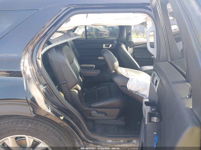 2022 FORD EXPLORER XLT 8