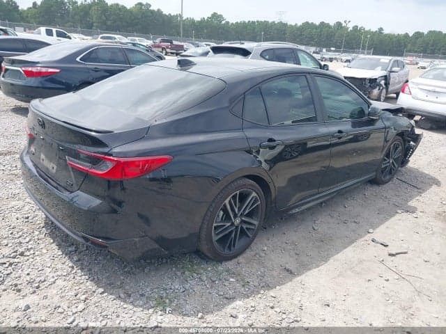 2025 TOYOTA CAMRY XSE 4