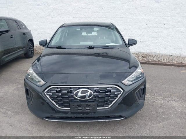 2020 HYUNDAI IONIQ HYBRID BLUE 17