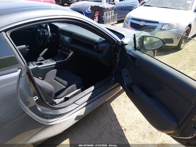 2025 TOYOTA GR86 5