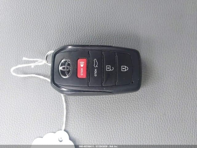 2025 TOYOTA CAMRY SE 11
