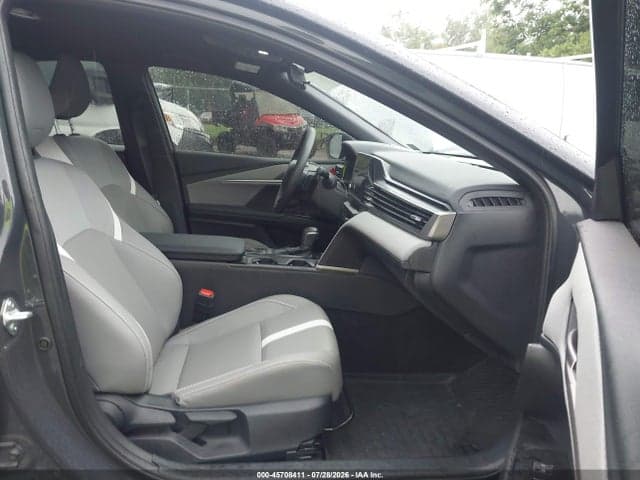 2025 TOYOTA CAMRY SE 5