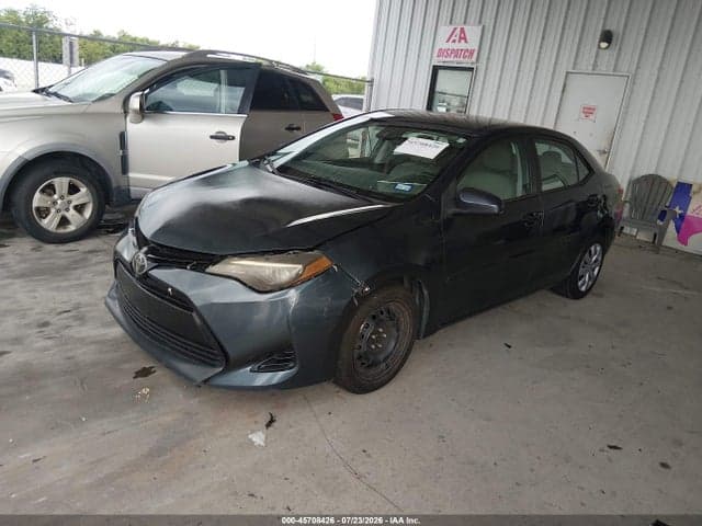 2018 TOYOTA COROLLA LE 2