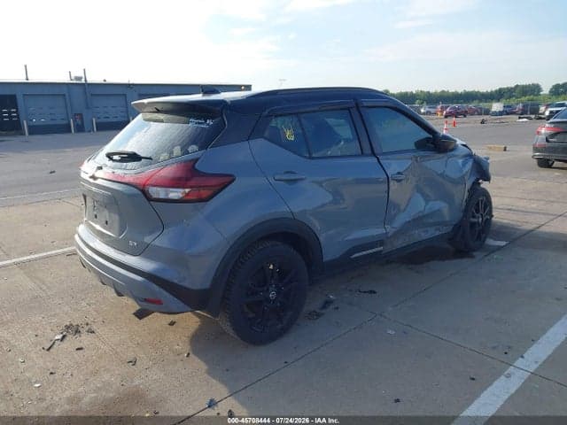 2021 NISSAN KICKS SR XTRONIC CVT 4