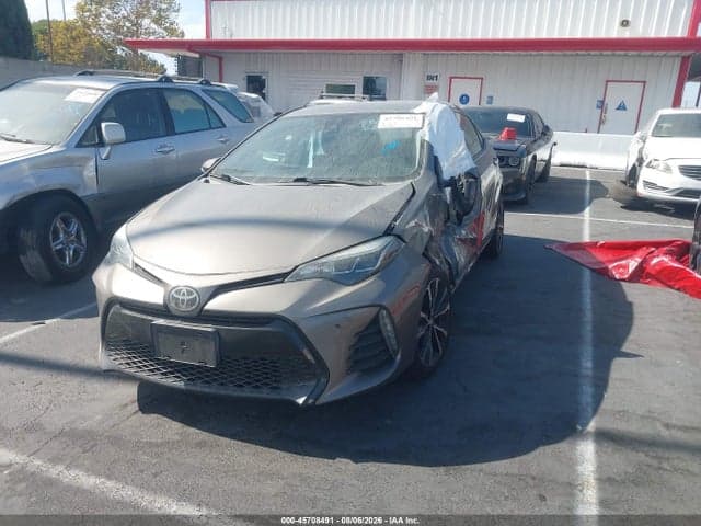 2018 TOYOTA COROLLA SE 2
