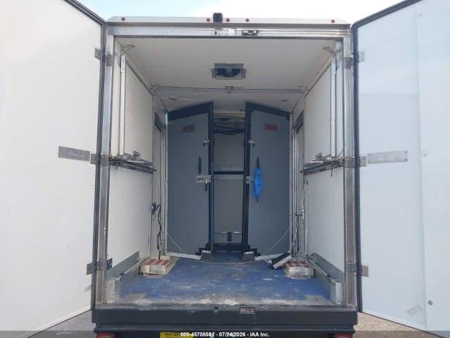2020 FORD TRANSIT-350 CAB 8