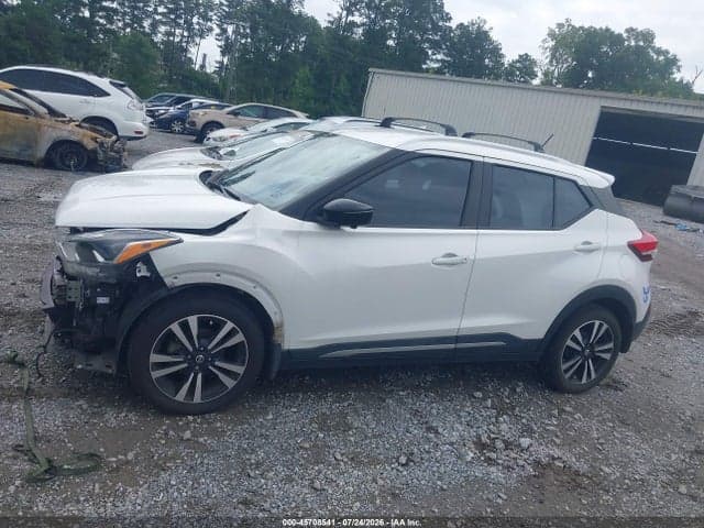 2018 NISSAN KICKS SR 14