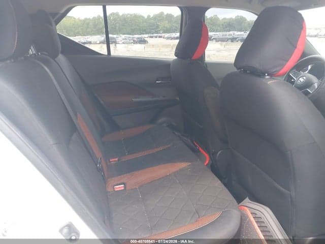 2018 NISSAN KICKS SR 8