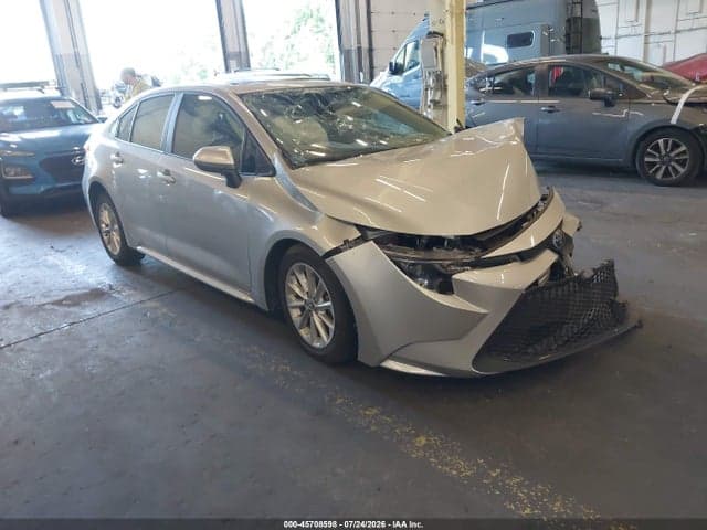 2022 TOYOTA COROLLA LE 1