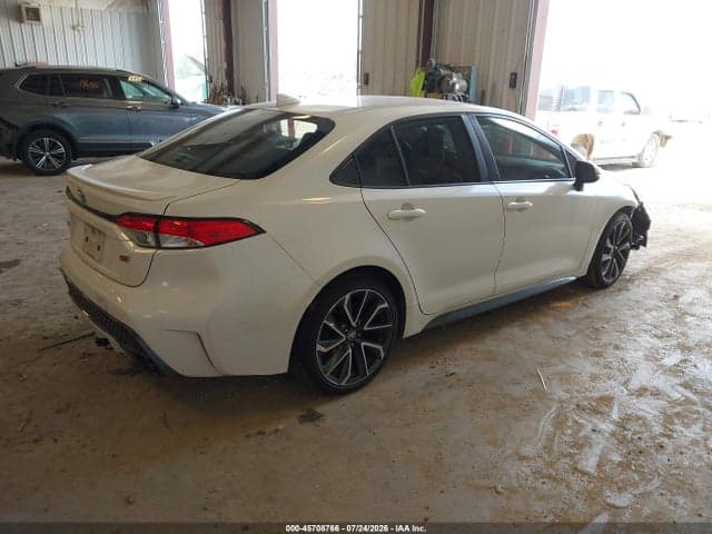 2020 TOYOTA COROLLA SE 4