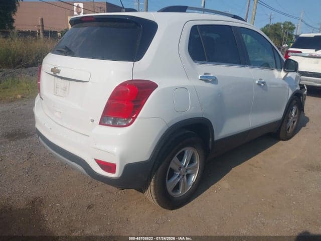 2017 CHEVROLET TRAX LT 4