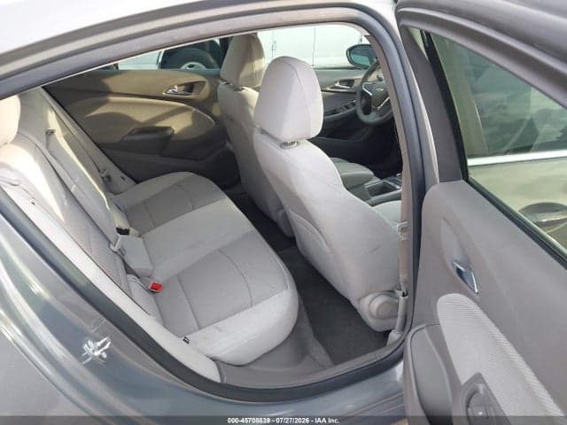 2018 CHEVROLET CRUZE LT AUTO 8
