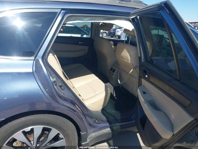 2017 SUBARU OUTBACK 3.6R LIMITED 8