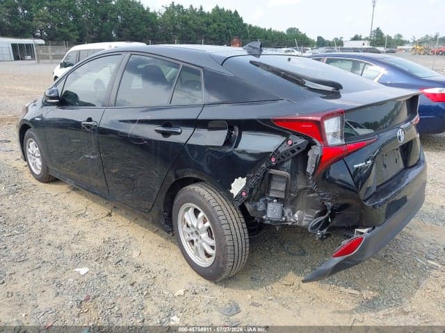 2020 TOYOTA PRIUS LE 3