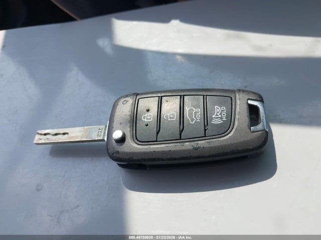 2020 HYUNDAI KONA SE 11