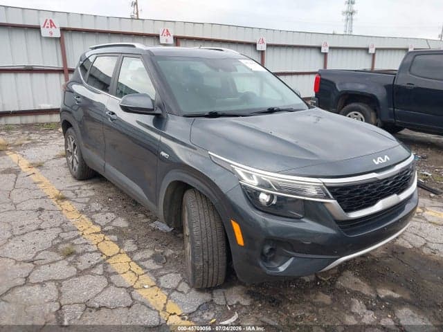 2022 KIA SELTOS EX 1