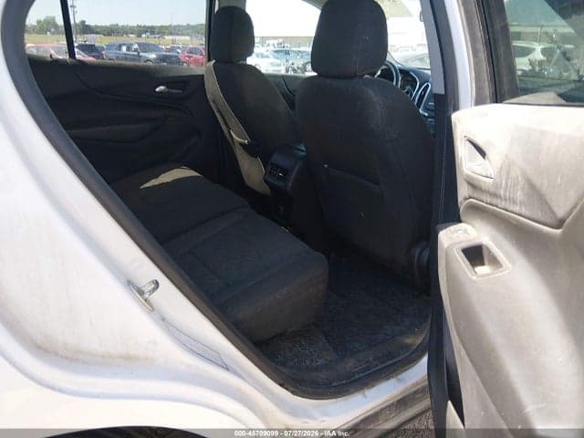 2018 CHEVROLET EQUINOX LT 8
