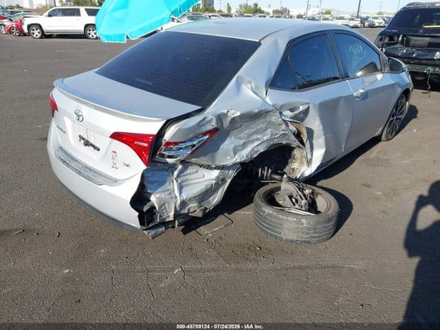 2018 TOYOTA COROLLA SE 4