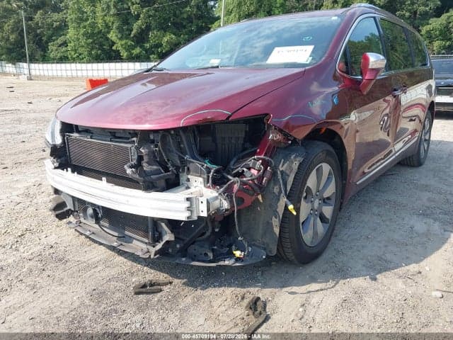 2018 CHRYSLER PACIFICA HYBRID LIMITED 6