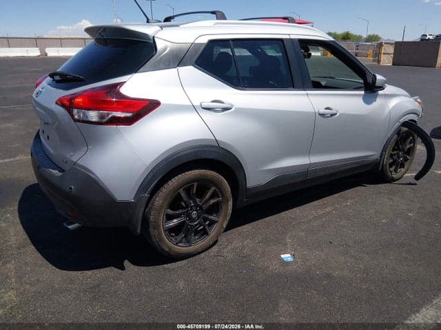 2020 NISSAN KICKS SV XTRONIC CVT 4