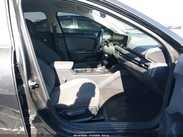 2025 KIA K4 LXS 5