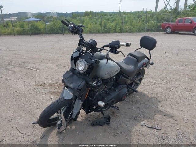 2025 HARLEY-DAVIDSON FXLRS 2
