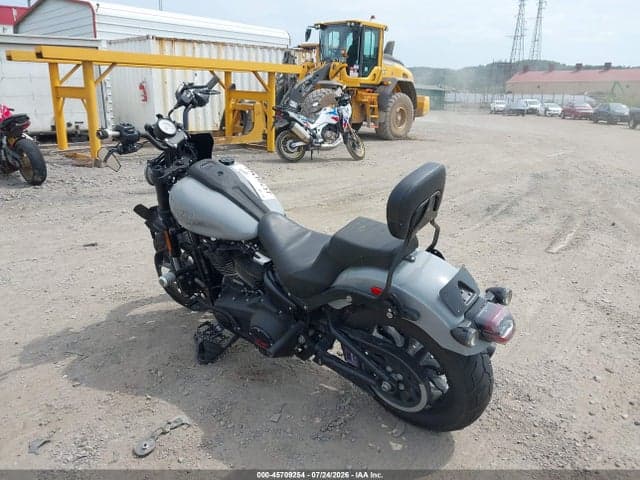 2025 HARLEY-DAVIDSON FXLRS 3