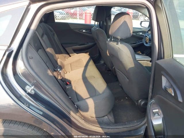 2017 CHEVROLET MALIBU 1LT 8