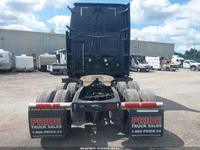 2019 FREIGHTLINER NEW CASCADIA 126 15