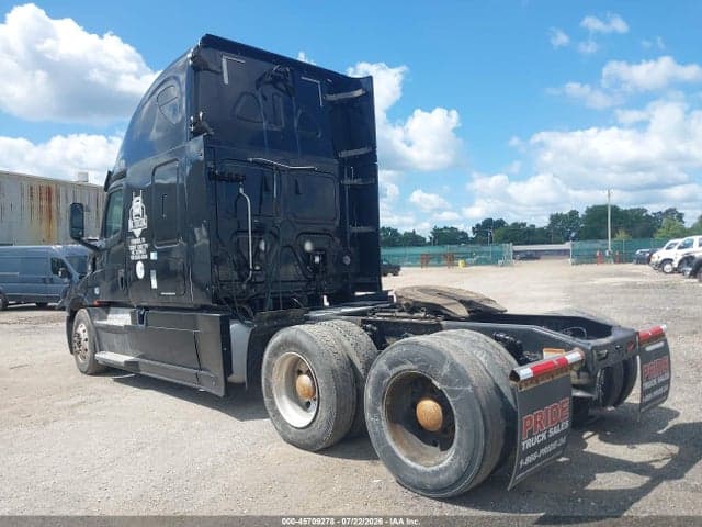 2019 FREIGHTLINER NEW CASCADIA 126 3