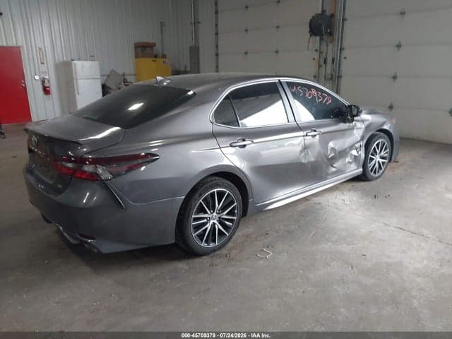 2023 TOYOTA CAMRY SE 4