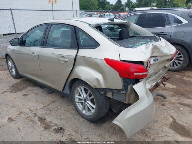 2017 FORD FOCUS SE 3