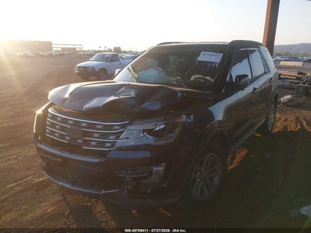 2017 FORD EXPLORER XLT 2