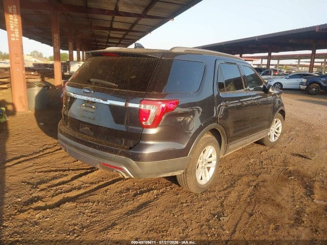 2017 FORD EXPLORER XLT 4